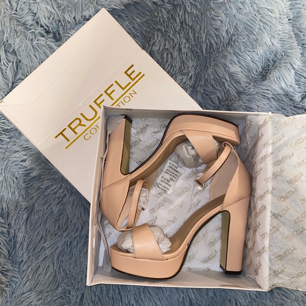 Nude matte platform heels - Picture 4 of 4